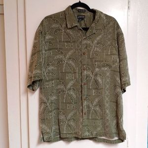 St. John's Bay Short Sleeve ButtonUp Palm Tree Dsgn on Washable Silk Sz:MED.